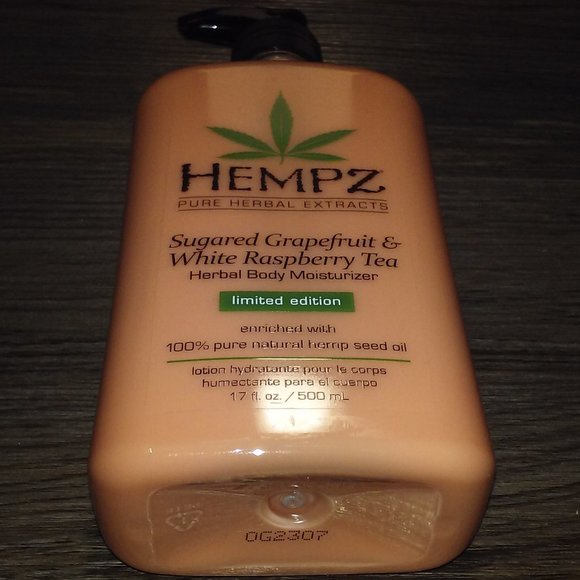 Hempz Sugared Grapefruit & White Raspberry - Picture 3 of 5